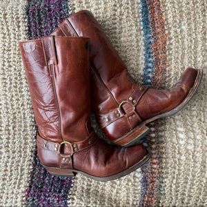 Genuine leather vintage cowboy boots!